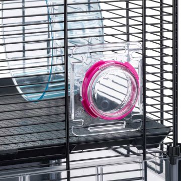 Puerta frontal de la jaula múltipla para jerbos que permite un acceso cómodo al interior